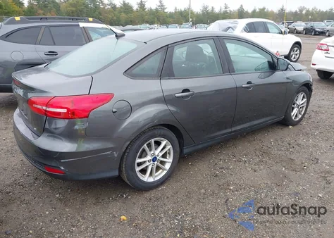 2016 Ford Focus Se z USA, uszkodzony, nr VIN 1FADP3F23GL354178